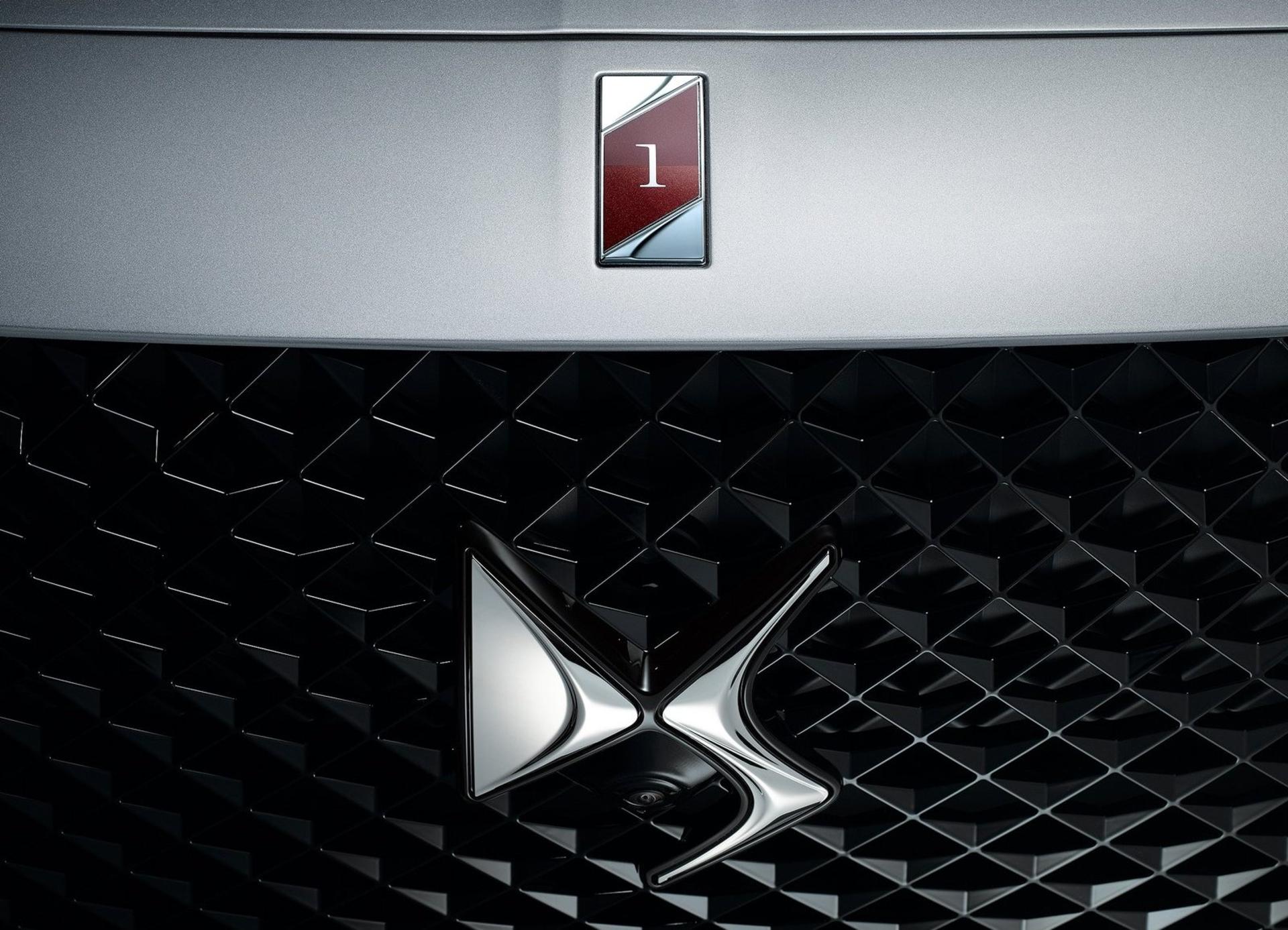 شاسی بلند DS7 کراس‌بک  DS7 Crossback 2018