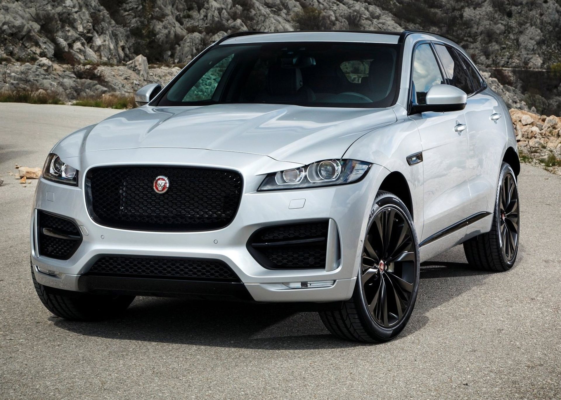 جگوار F-pace