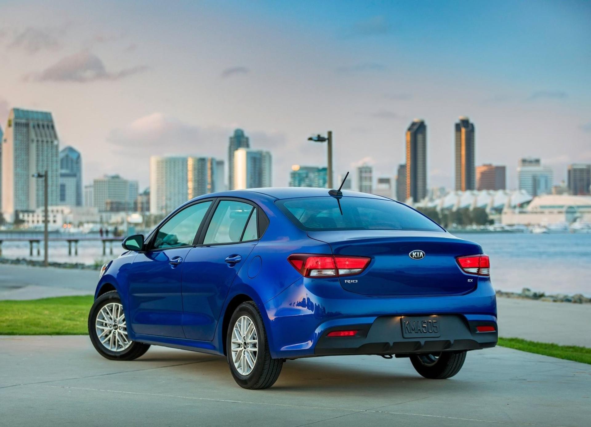 KIA RIO 2018