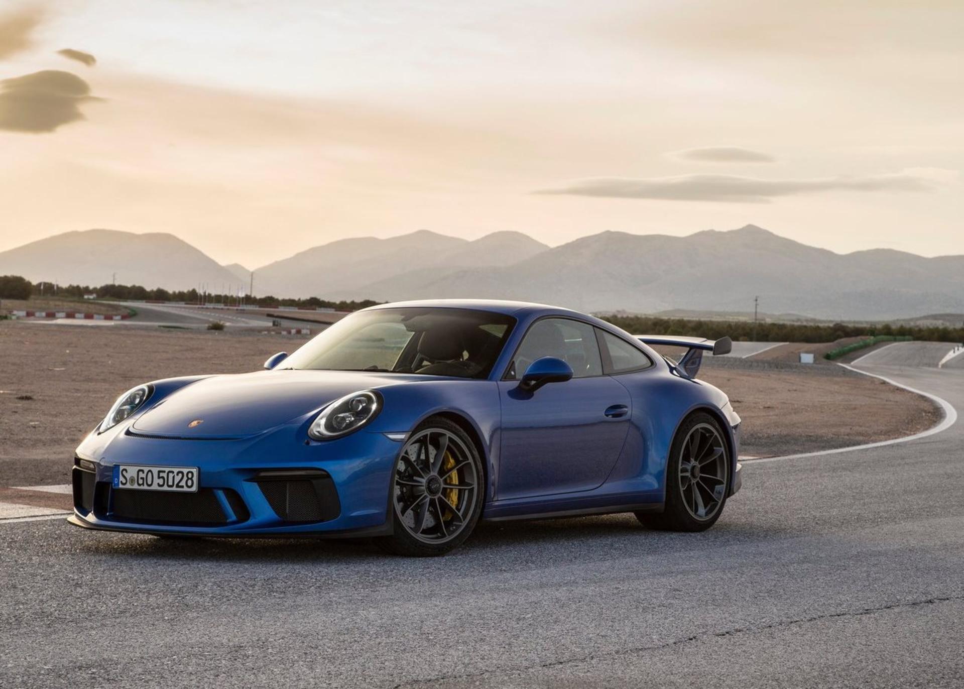 porsche 911 gt3 پورشه 911 2018