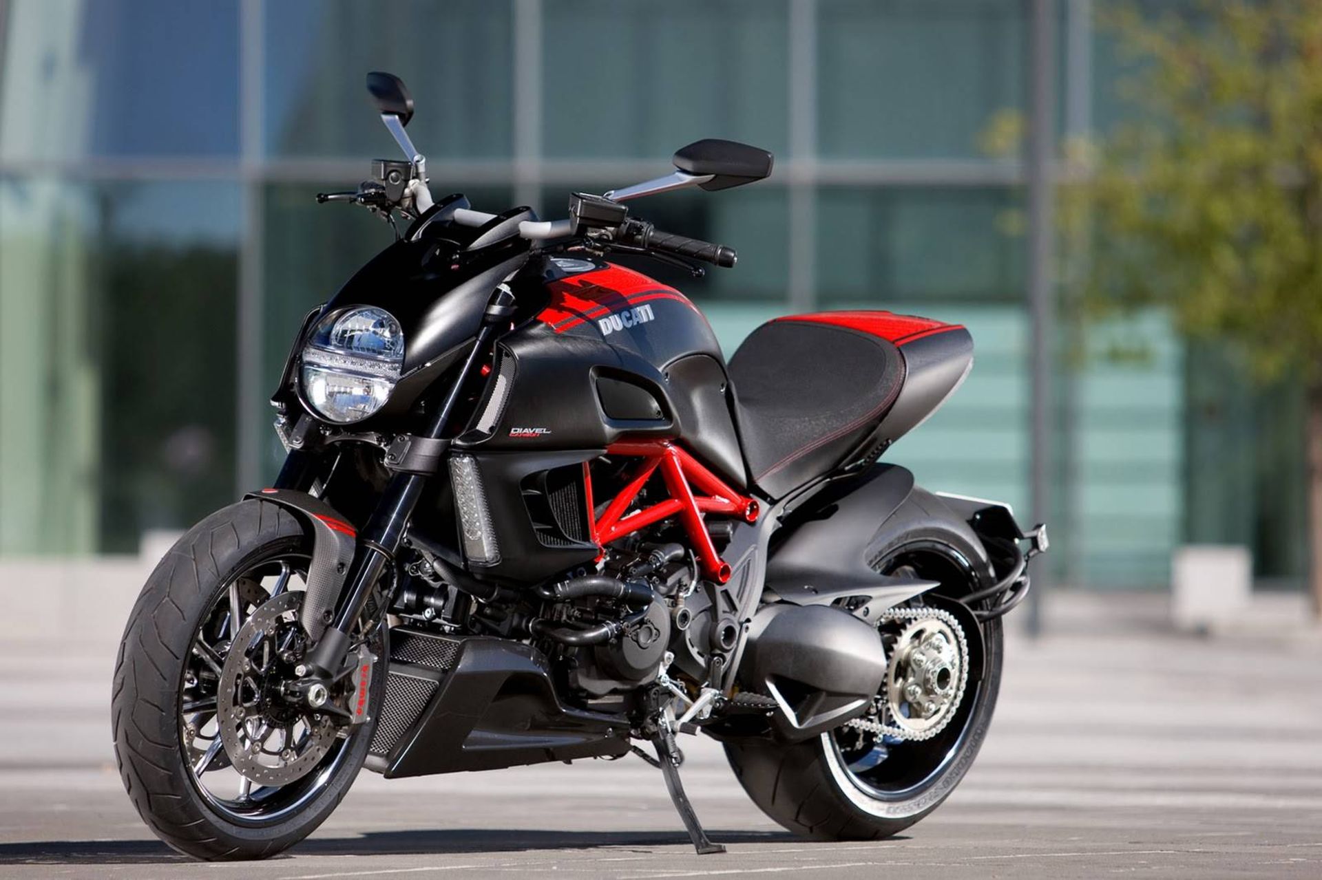 Ducati bike موتورسیکلت دوکاتی