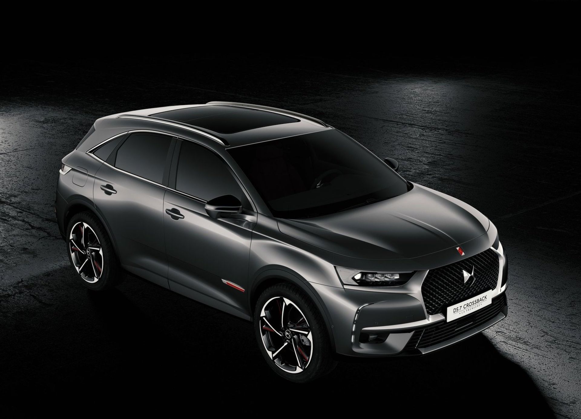 شاسی بلند DS7 کراس‌بک  DS7 Crossback 2018