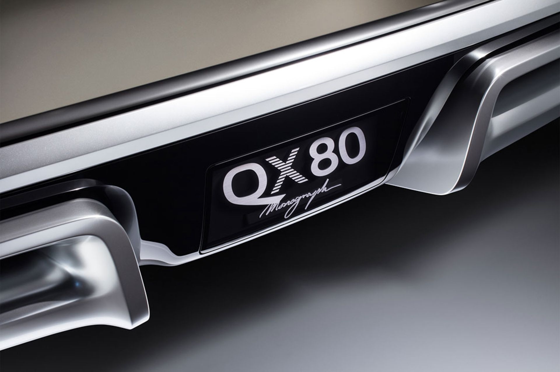 اینفینیتی QX80 مونوگراف
