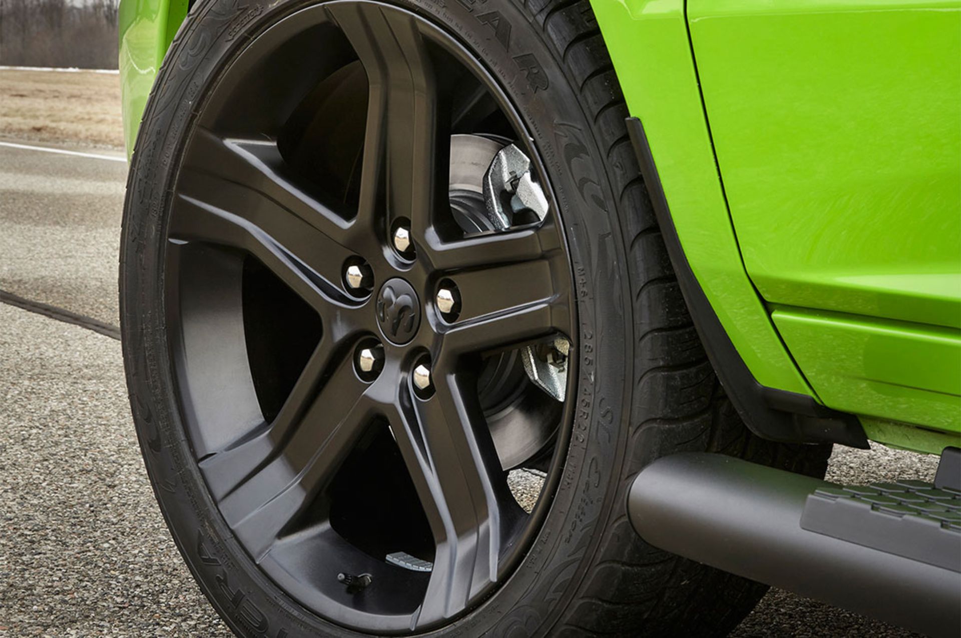 رام 1500 Sublime Sport