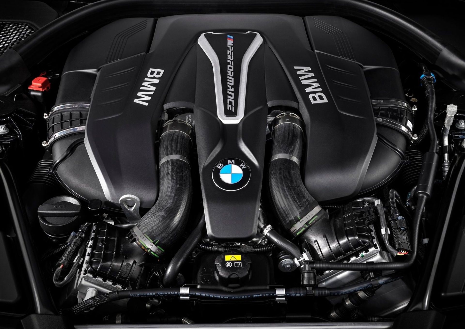بی‌ام‌و سری 5   bmw 5 series M power 2018