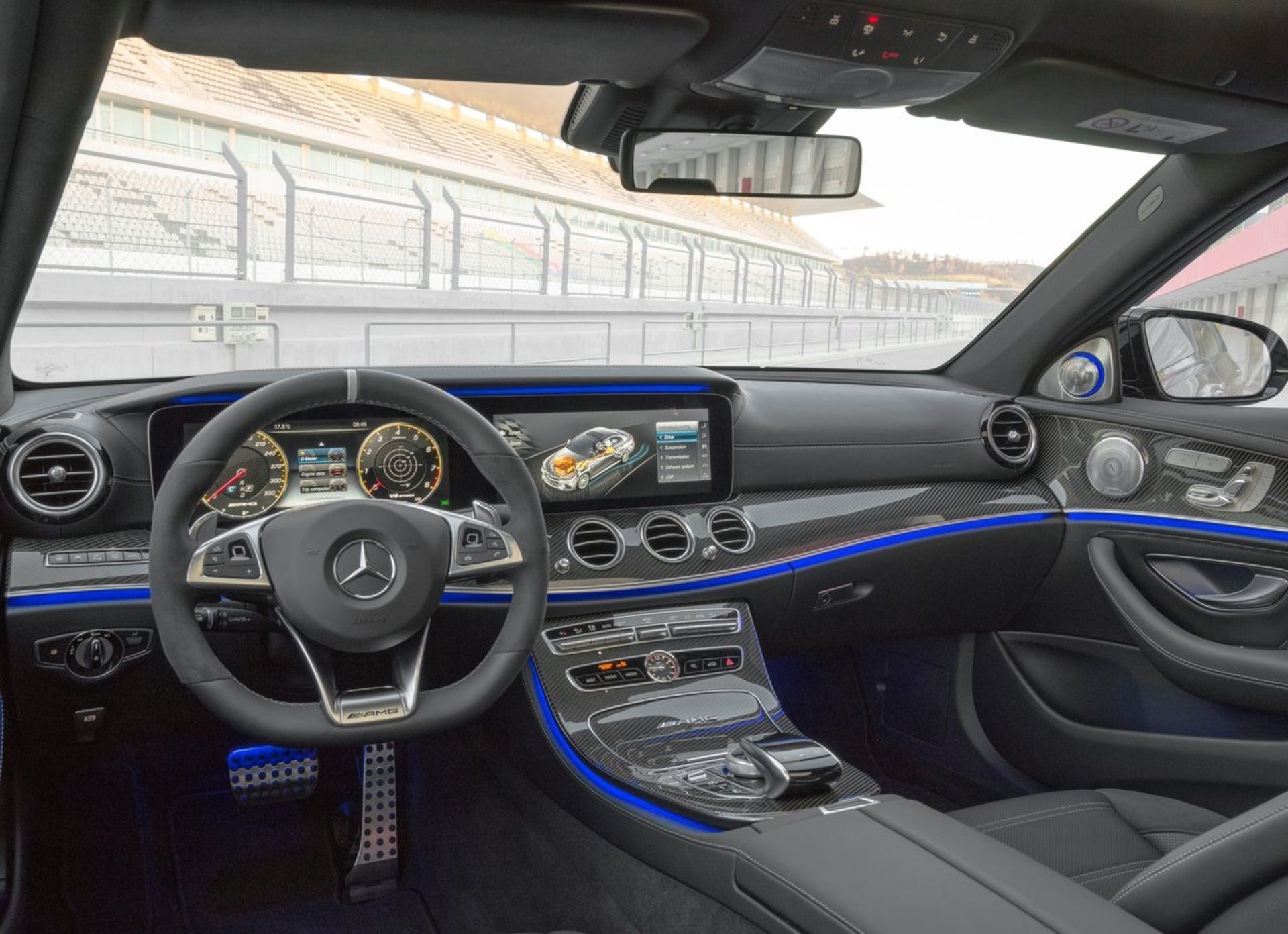 مرسدس  2017 Mercedes Benz AMG E63 S 