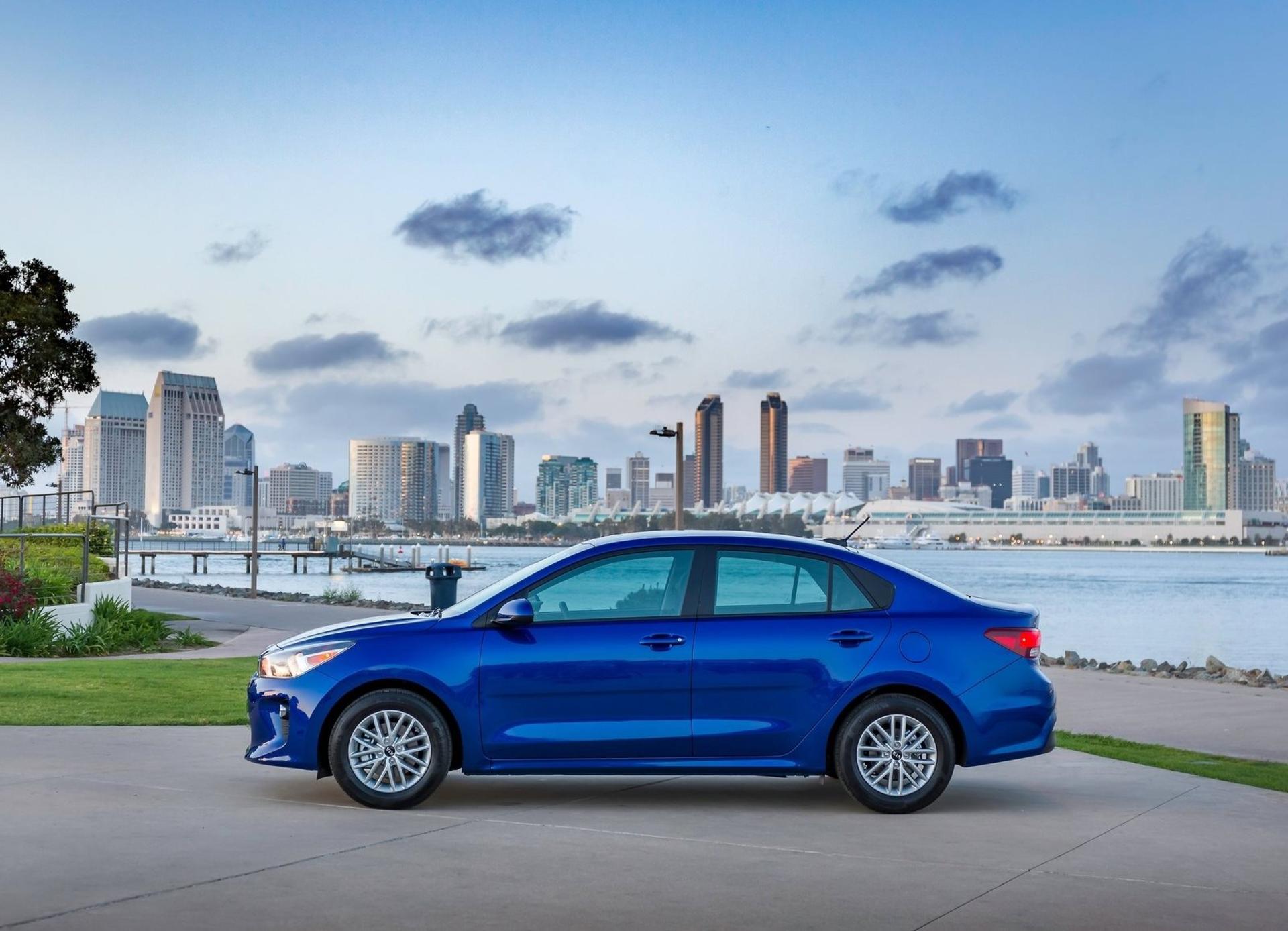 KIA RIO 2018