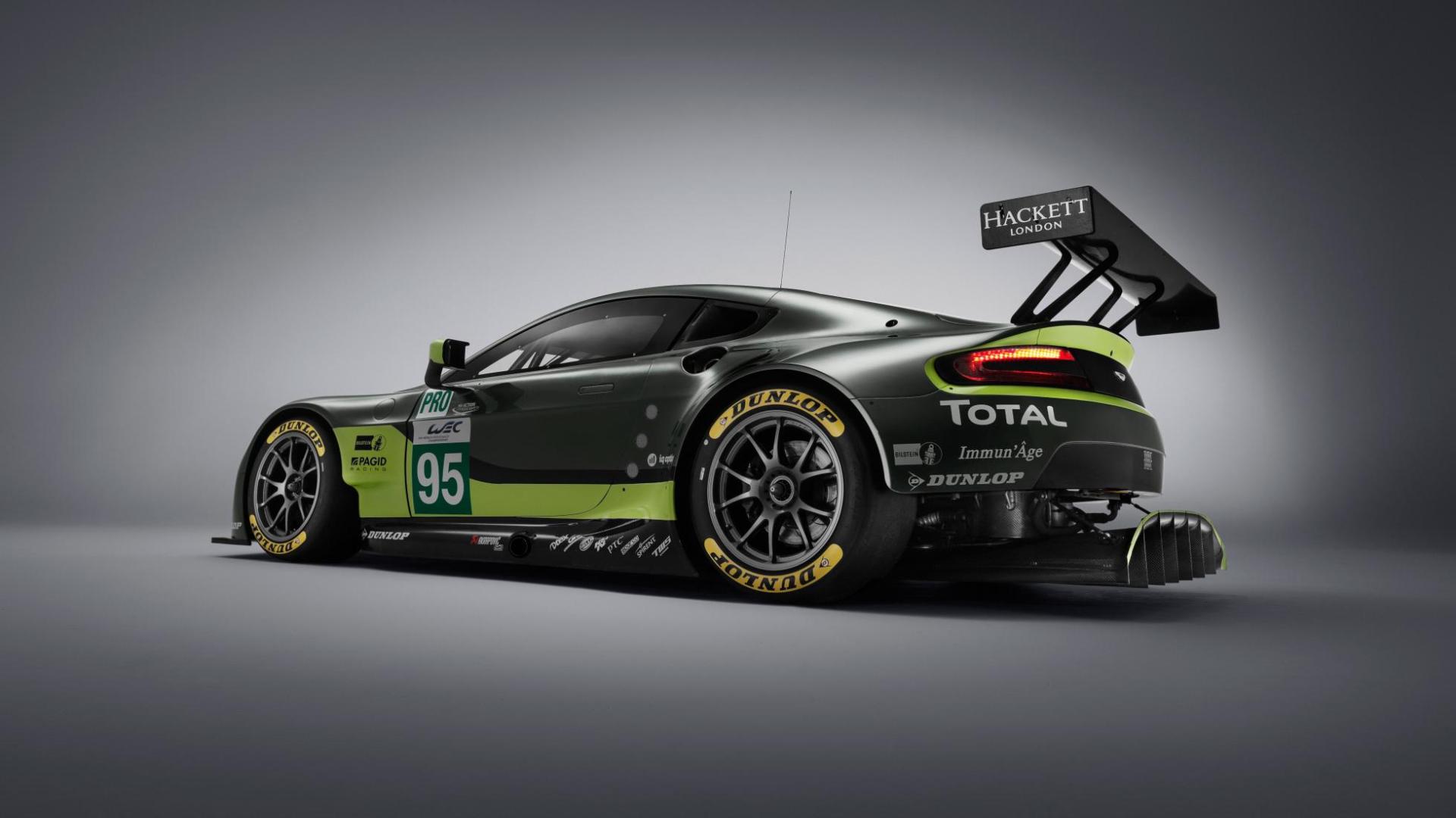 Aston martin vantage v8