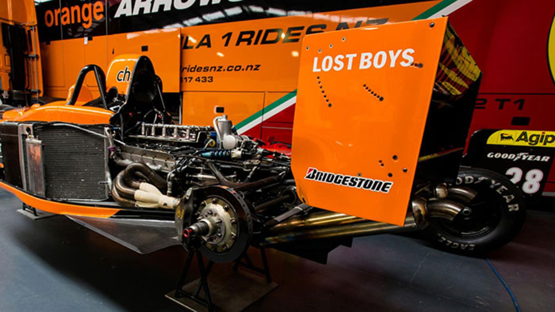 خودروی فرمول یک Arrows AX3