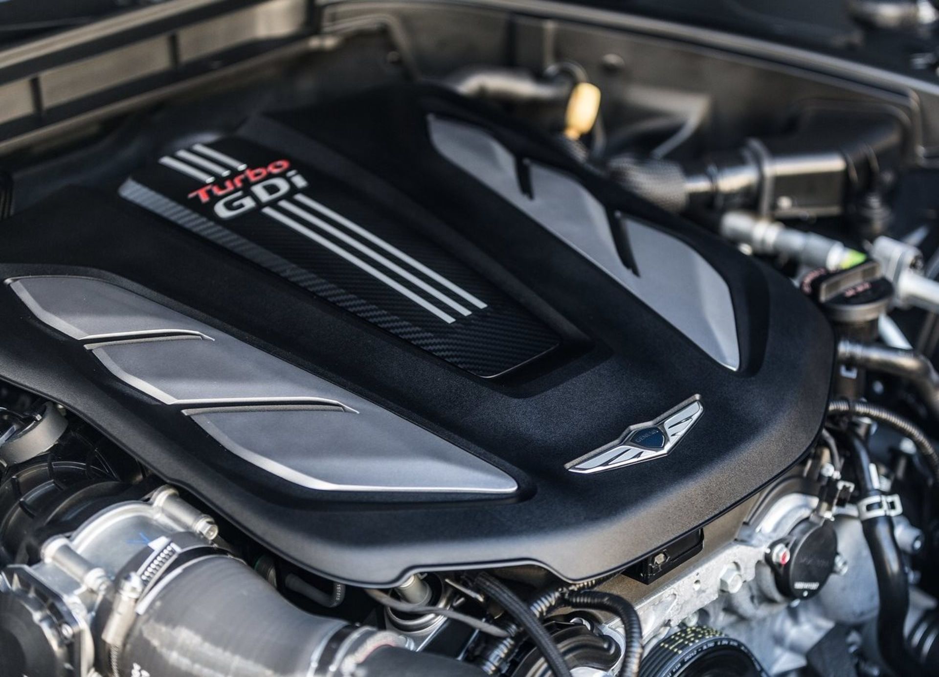 هیوندای جنسیس اسپرت Genesis G80 