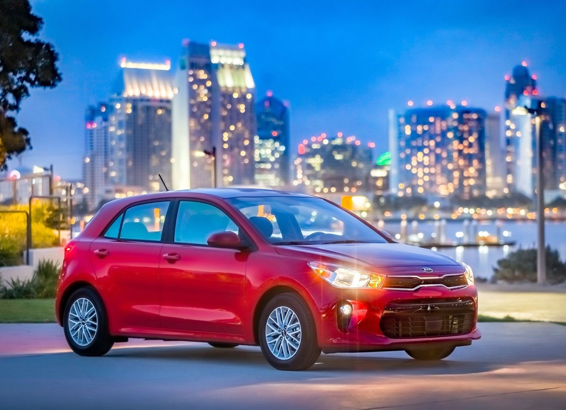 کیا ریو Si هاچبک Kia rio 2018