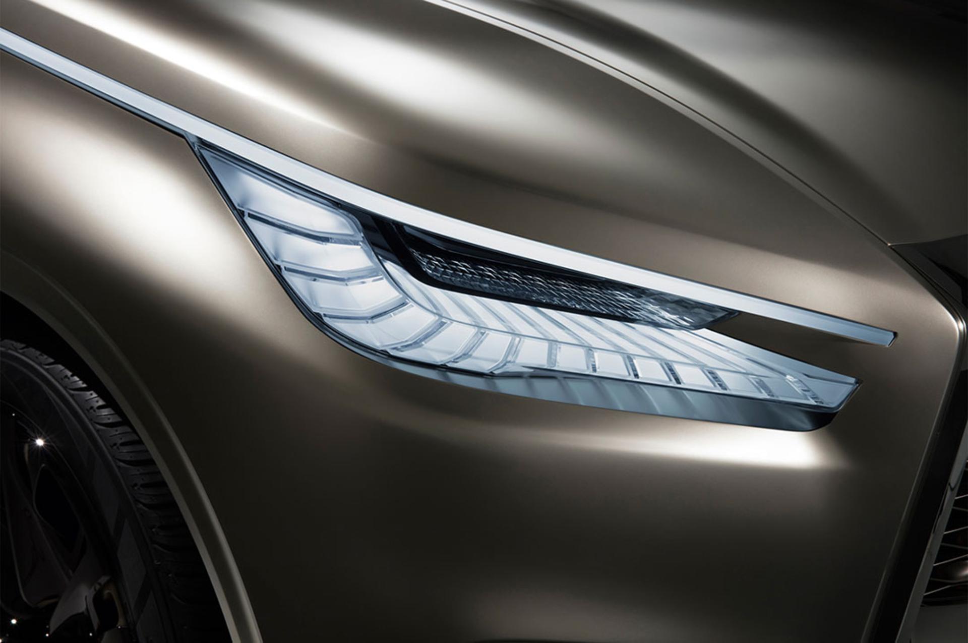 اینفینیتی QX80 مونوگراف