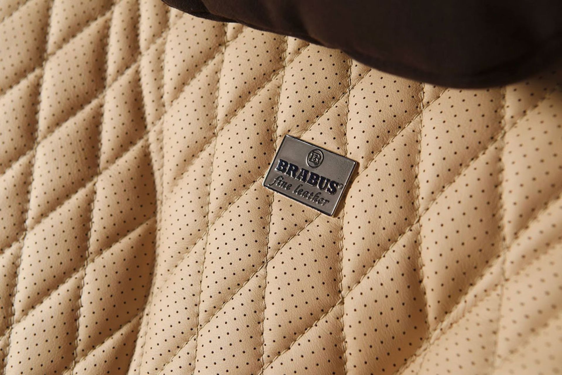 برابوس Rocket 900 مرسدس میباخ