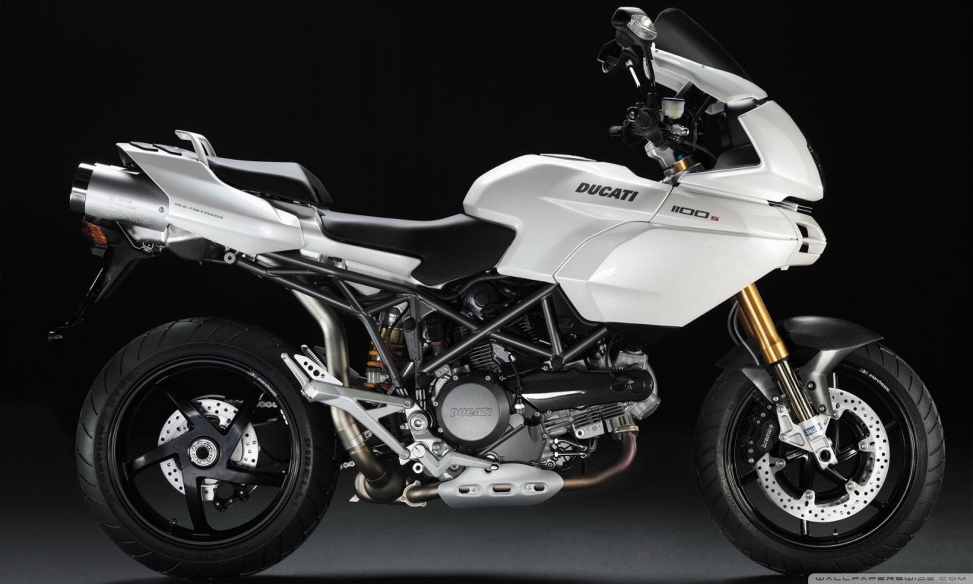 Ducati bike موتورسیکلت دوکاتی