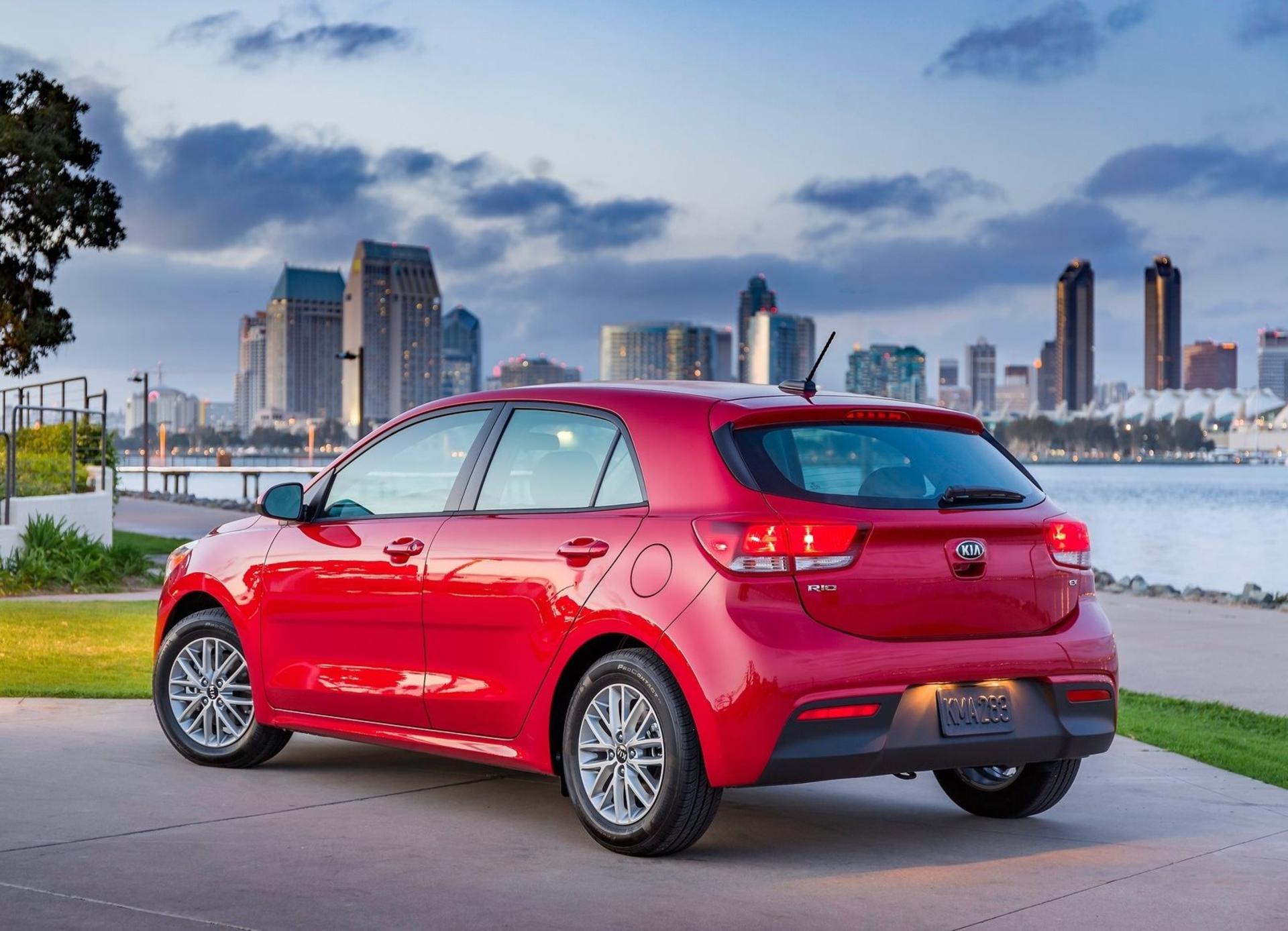 KIA RIO 2018