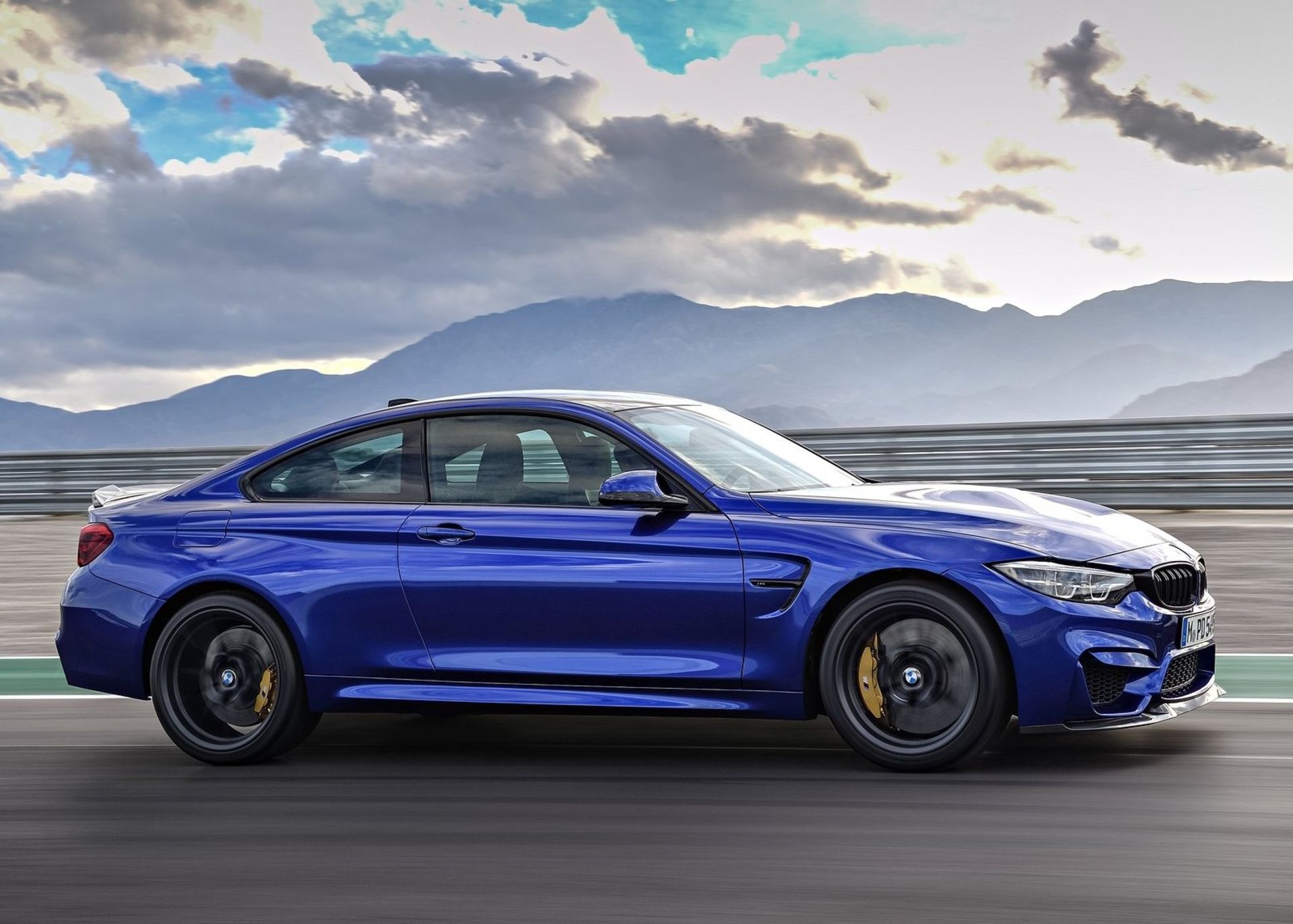 بی ام و / BMW M4 CS 2018