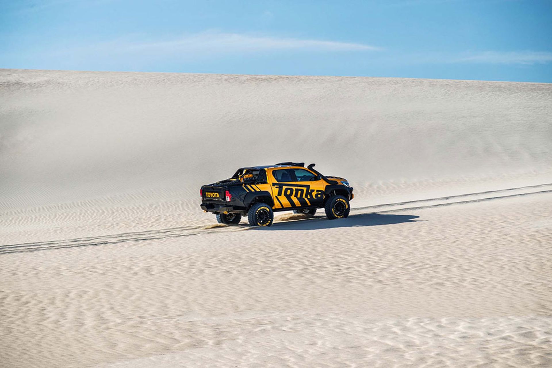 تویوتا هایلوکس تونکا