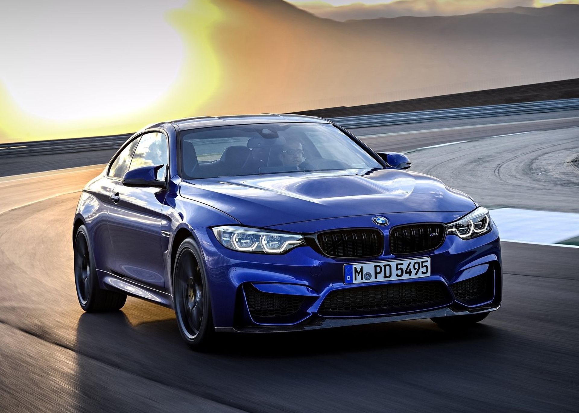 بی ام و / BMW M4 CS 2018