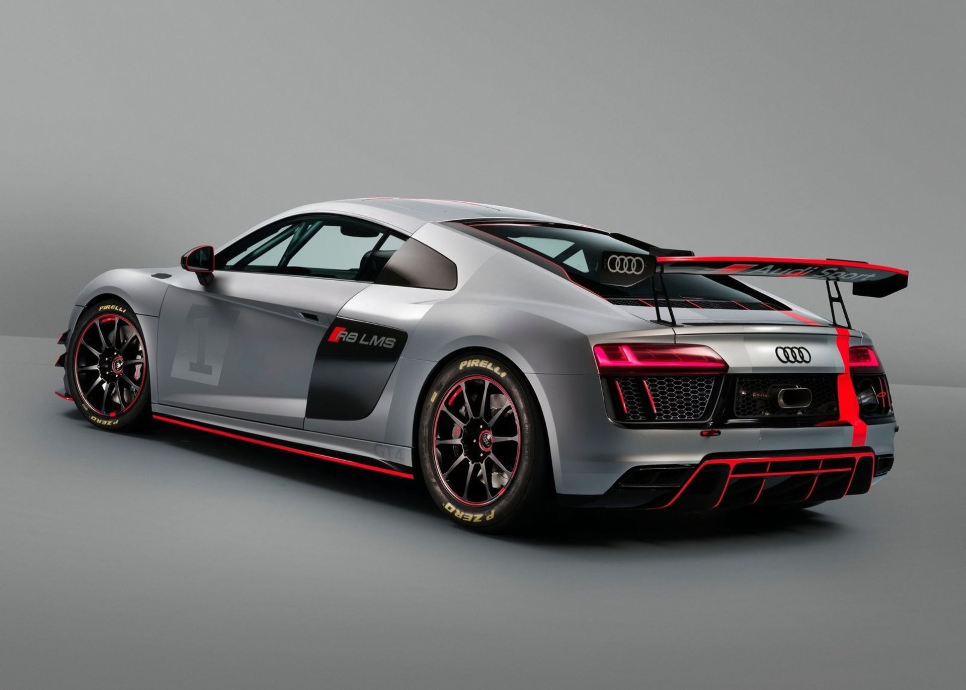 آئودی AUDI R8 LMS GT4 2017