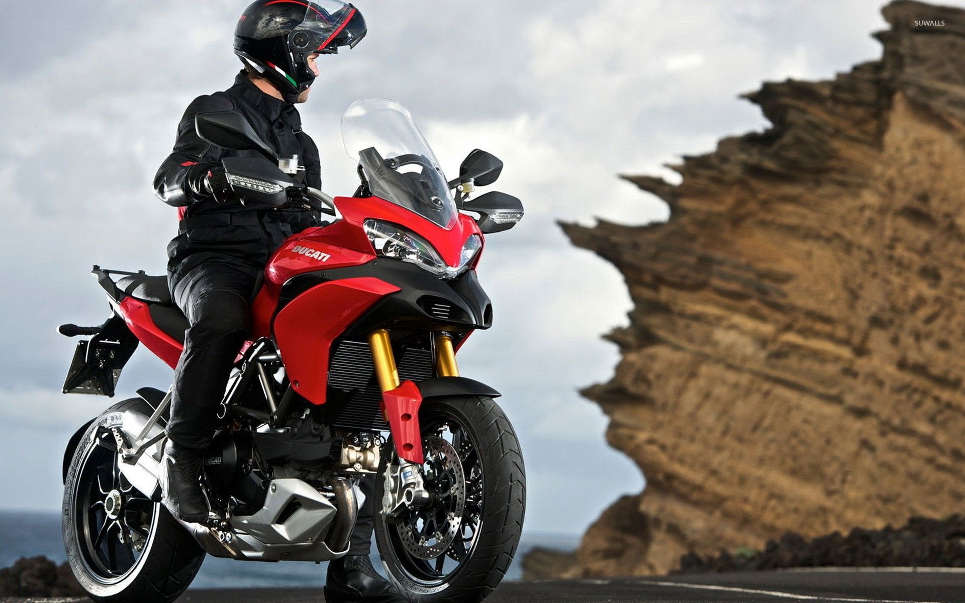 Ducati bike موتورسیکلت دوکاتی