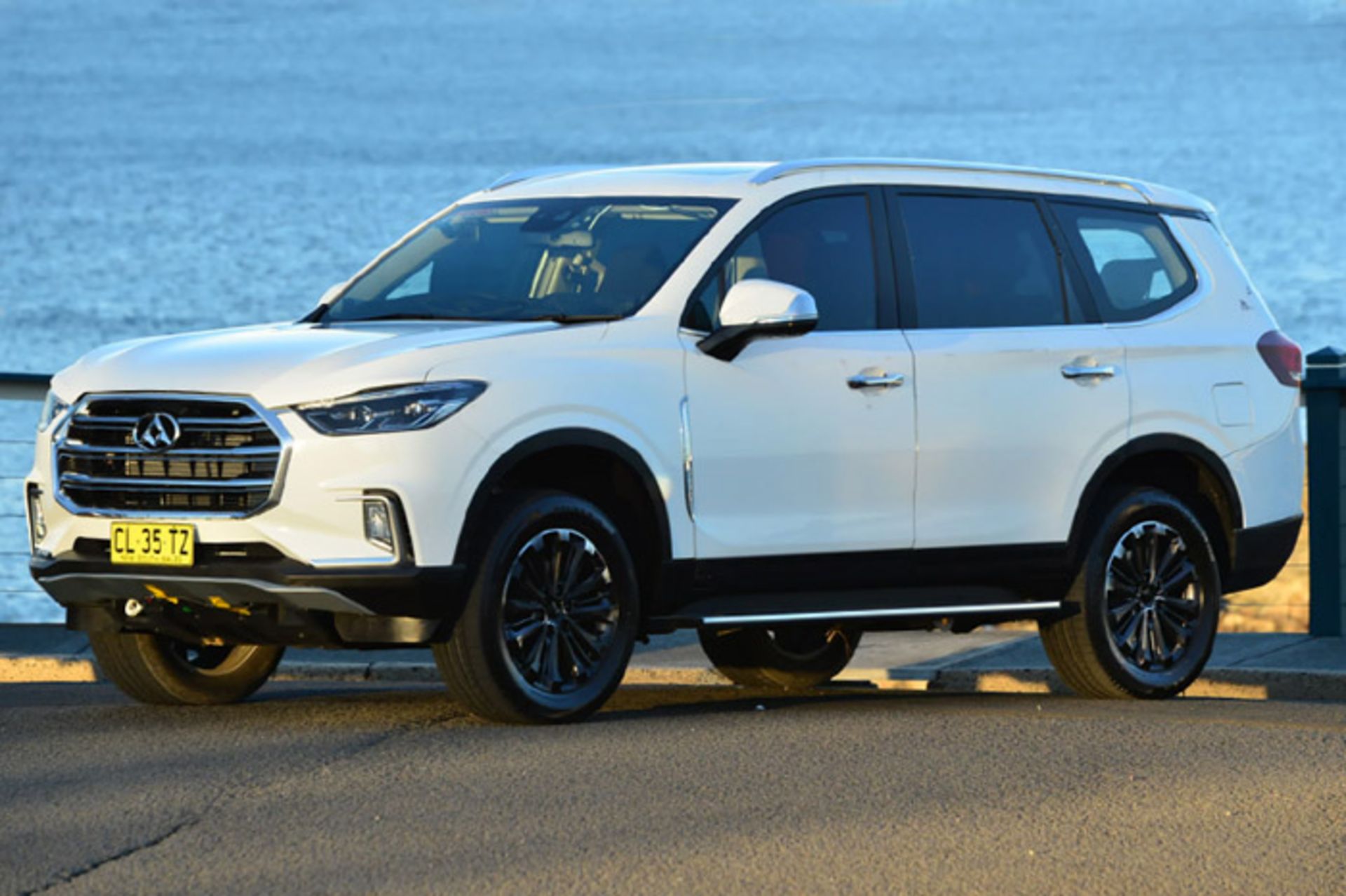ماکسوس LDV D90