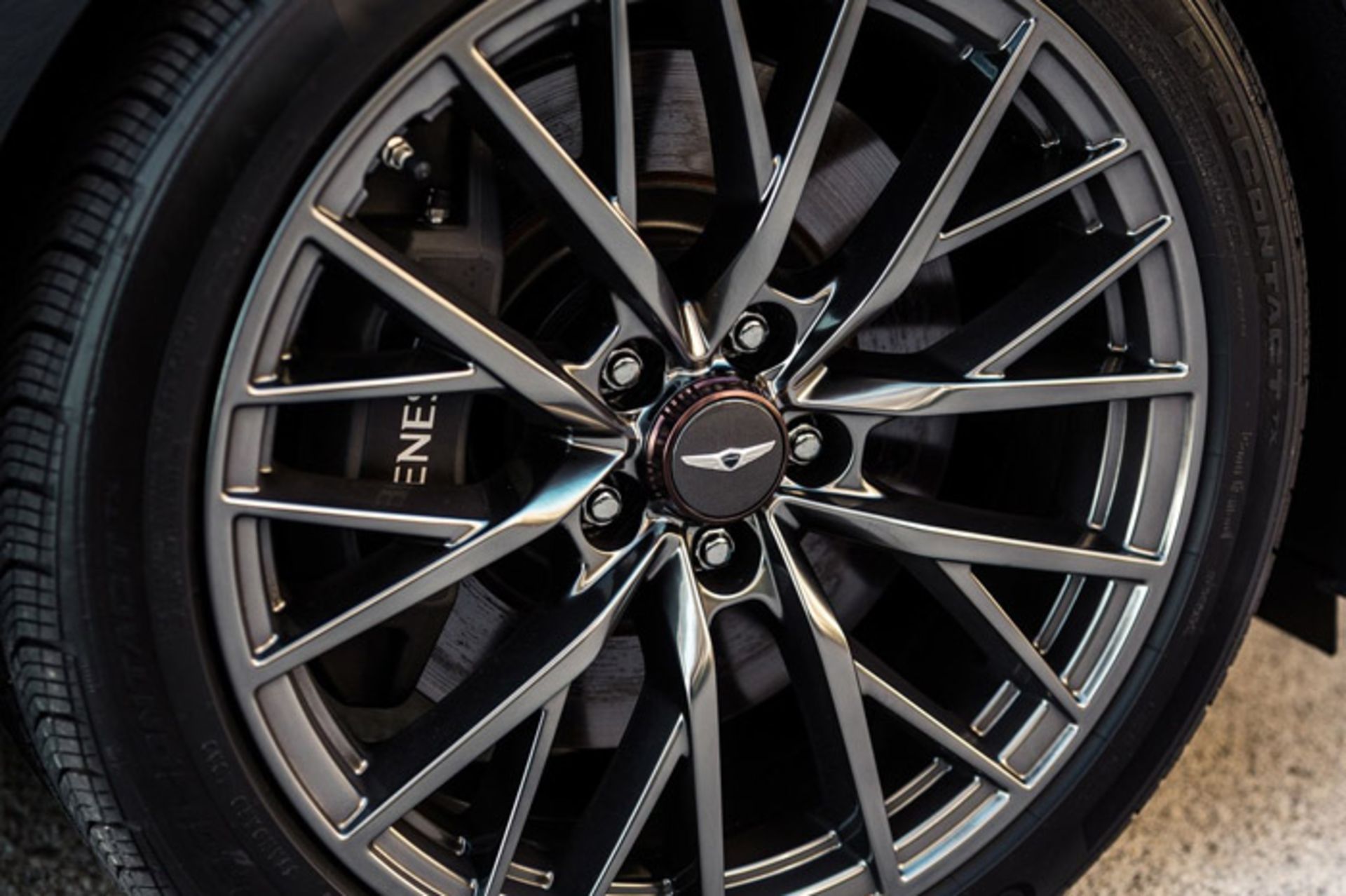 هیوندای جنسیس اسپرت Genesis G80 