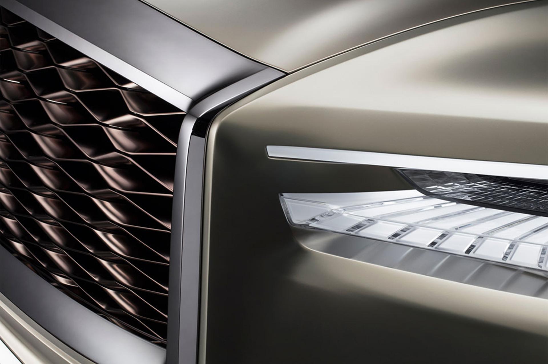 اینفینیتی QX80 مونوگراف