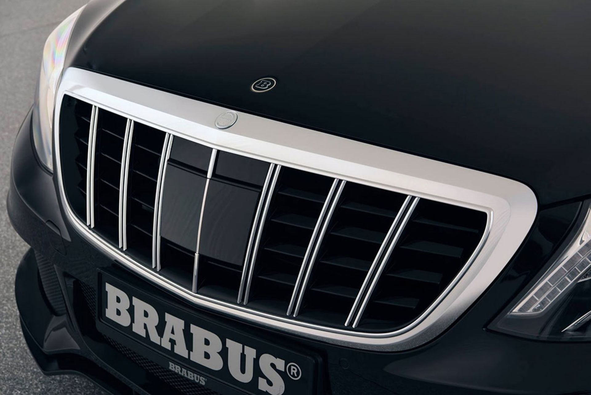 برابوس Rocket 900 مرسدس میباخ