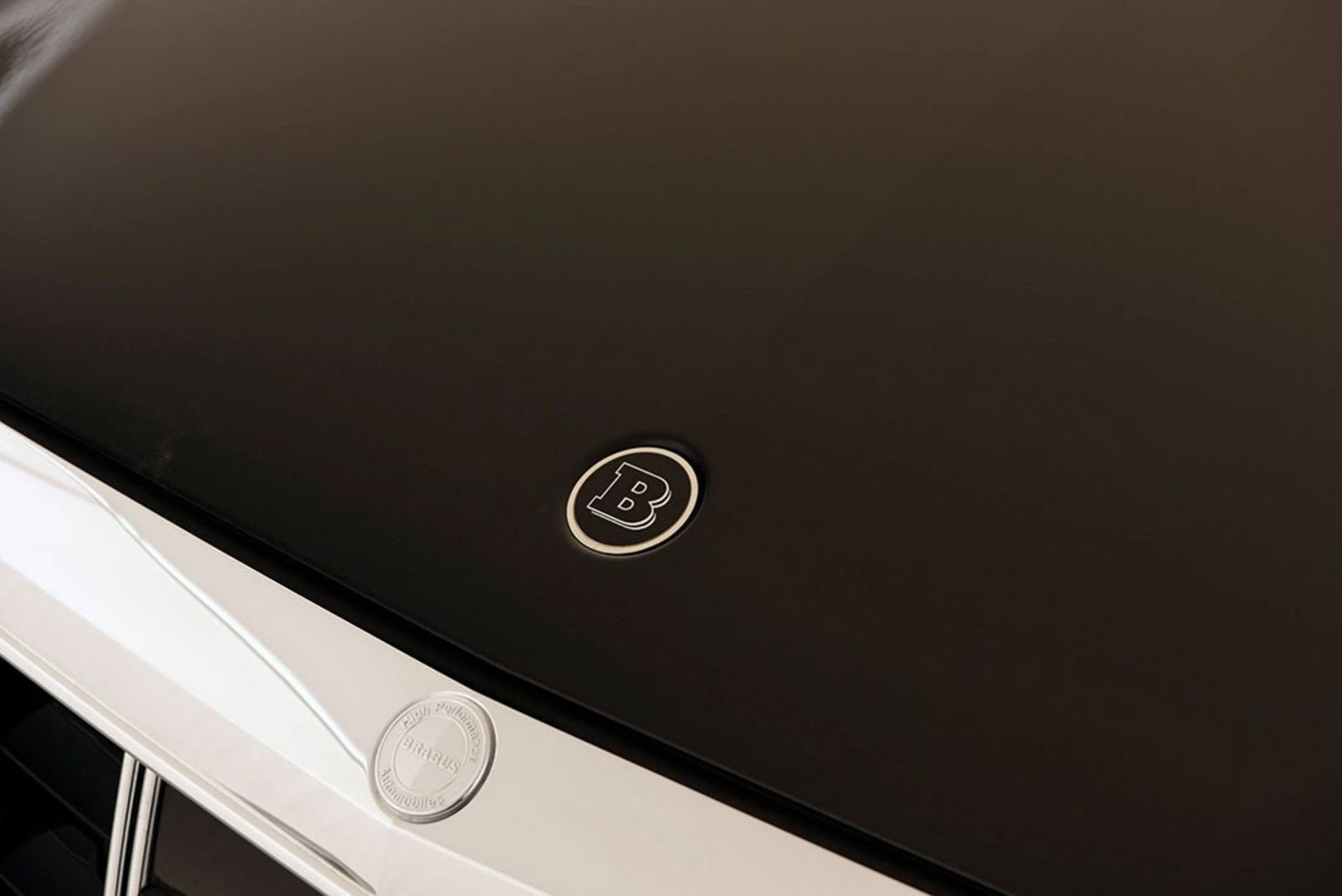 برابوس Rocket 900 مرسدس میباخ