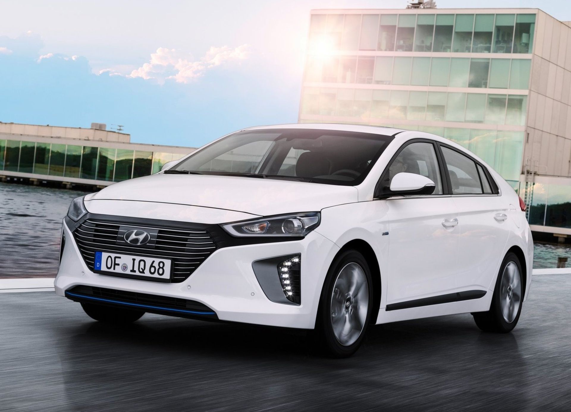 هیوندای آیونیک Hyundai ioniq 2017