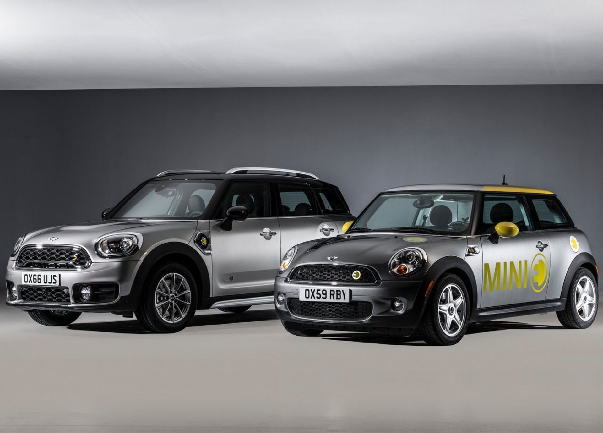 مینی کانتریمن پلاگین Mini Countryman Plug-in Hybrid 2017
