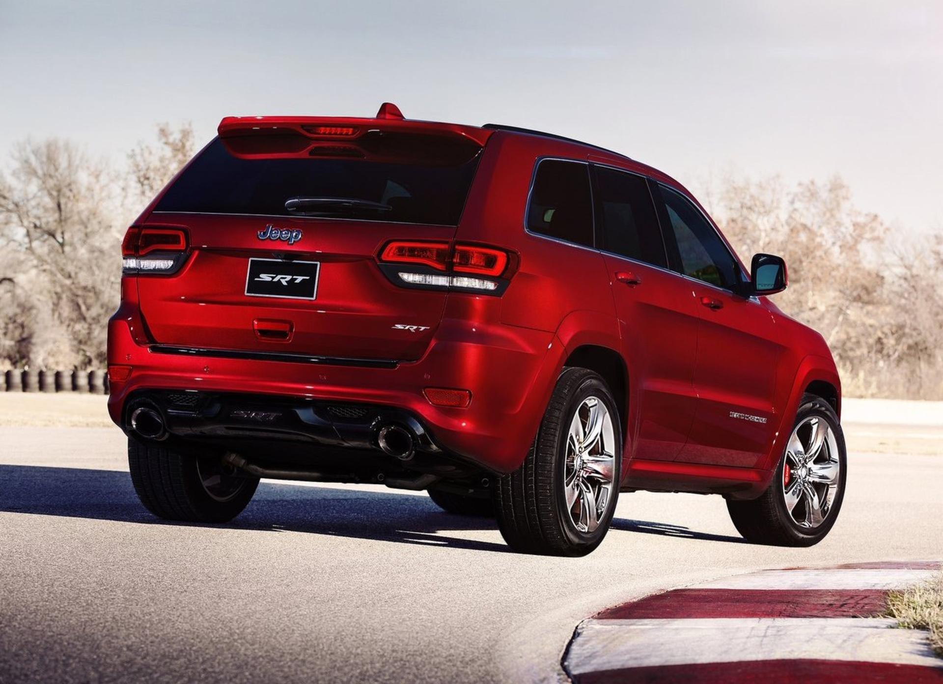 جیپ گرند چروکیJeep grand chrokee SRT