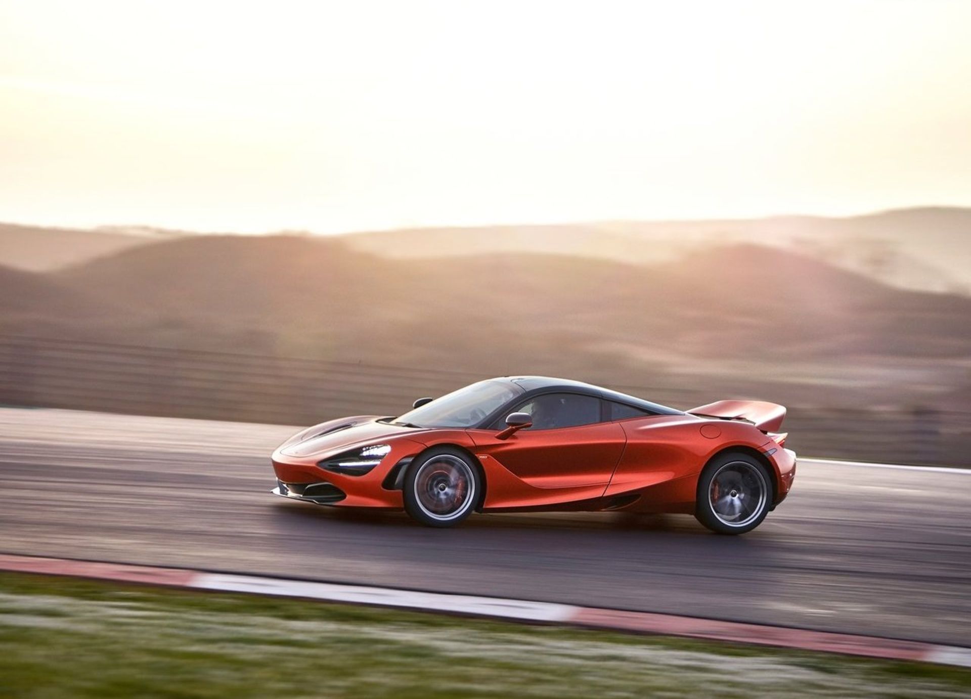 مکلارن Mclaren 720 S 2017