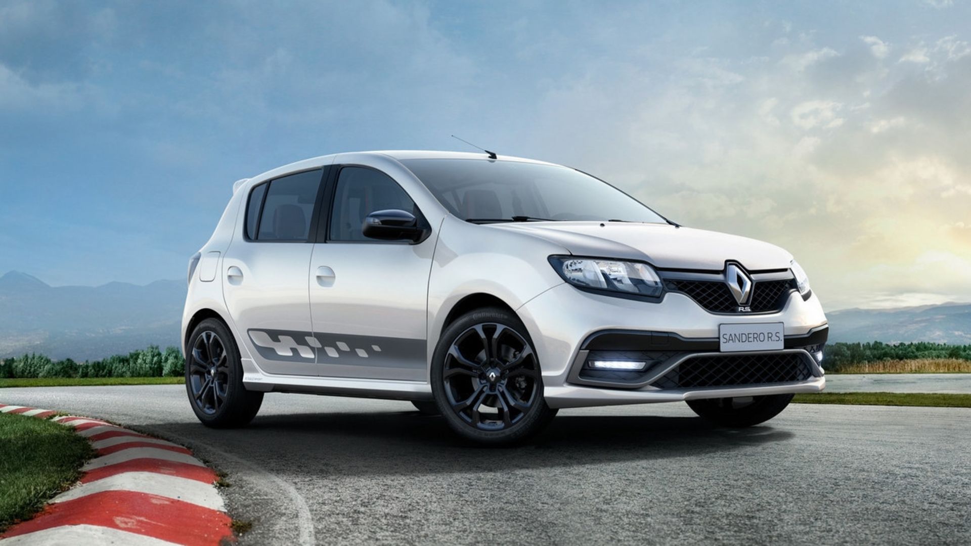 رنو ساندرو اسپرت RS
