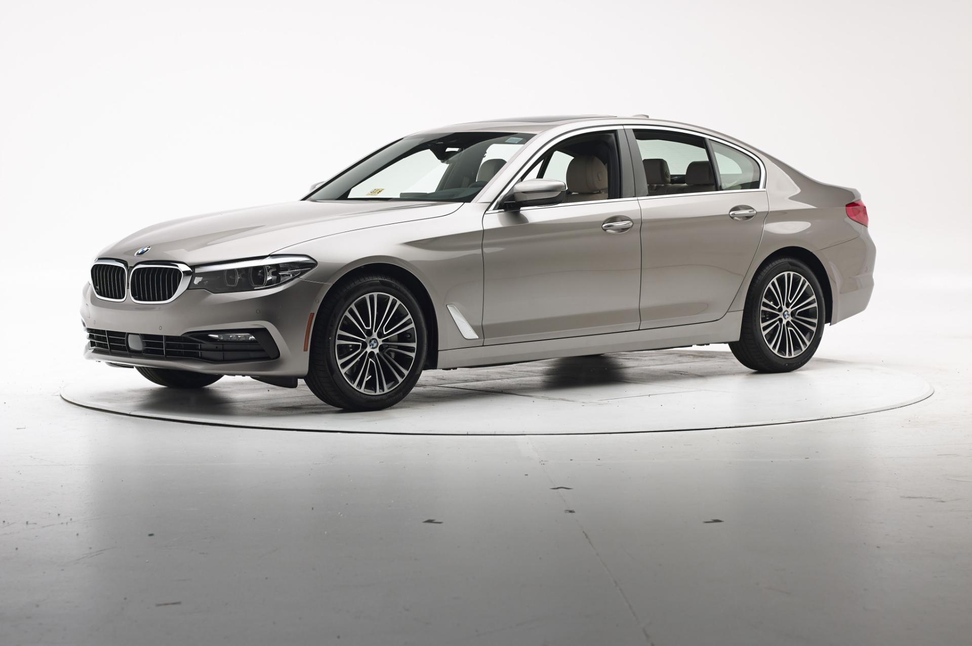 بی ام و BMW series 5 2017 
