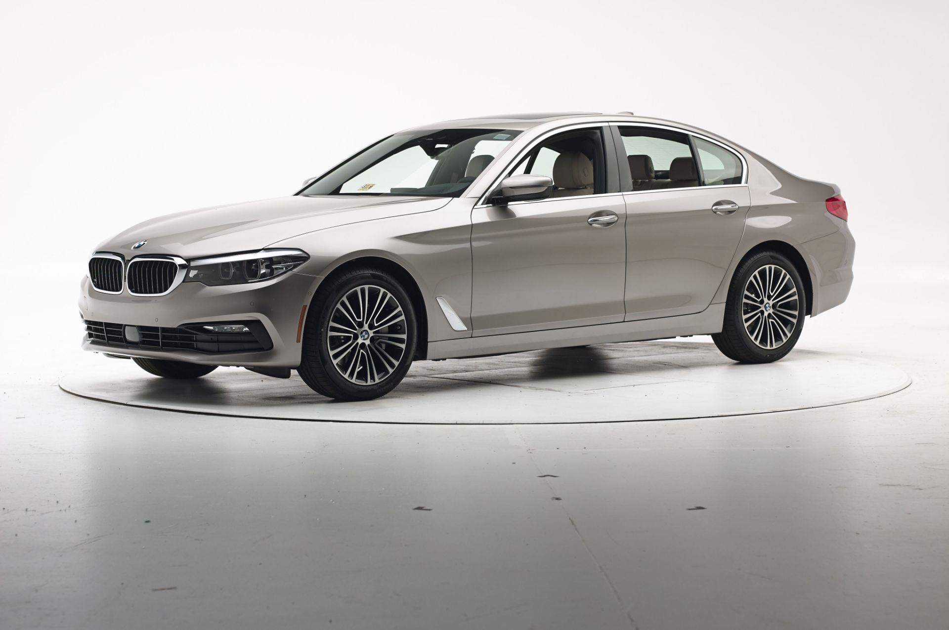 بی ام و BMW series 5 2017 