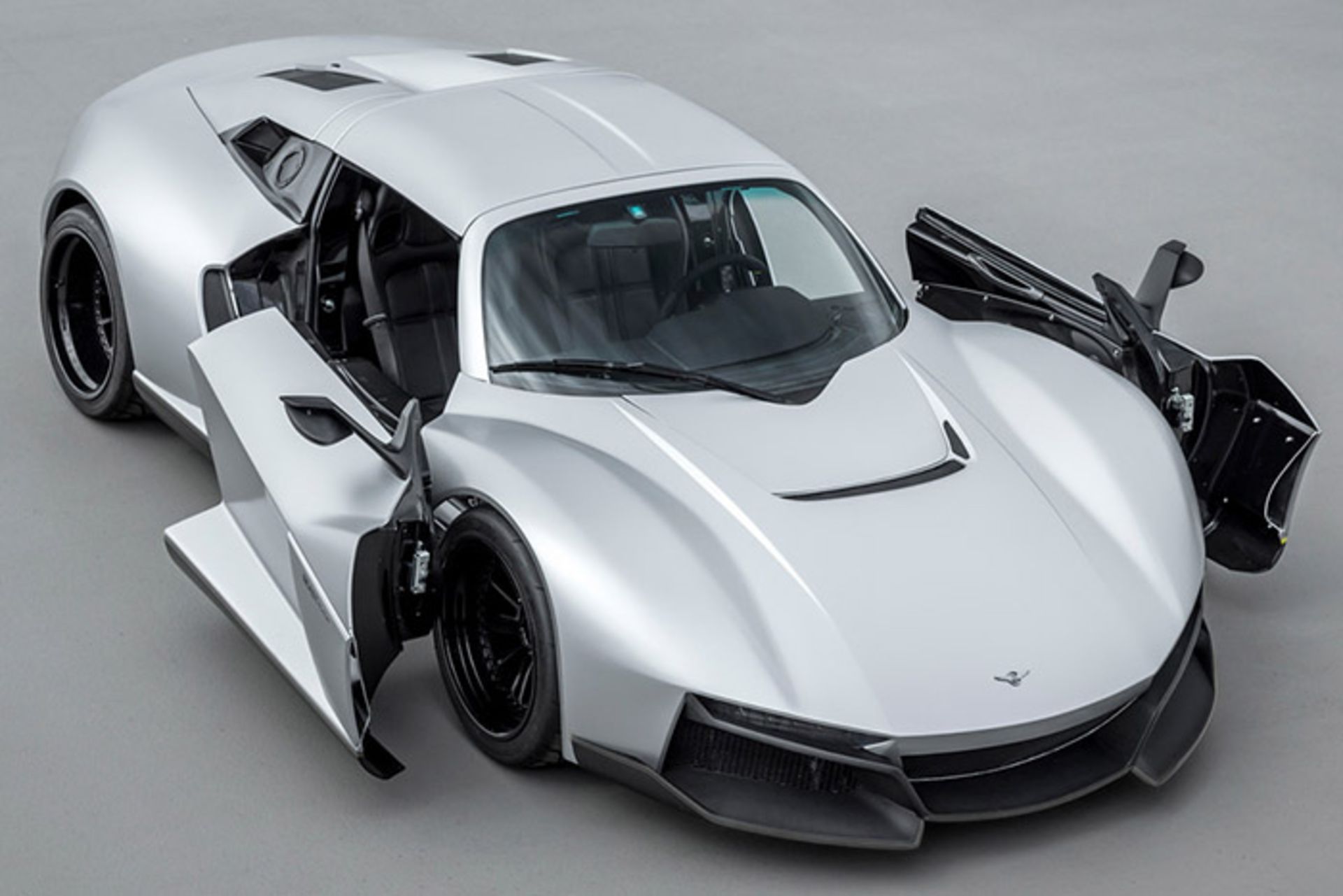 رضوانی بیست آلفا Rezvani Alpha beast 2018