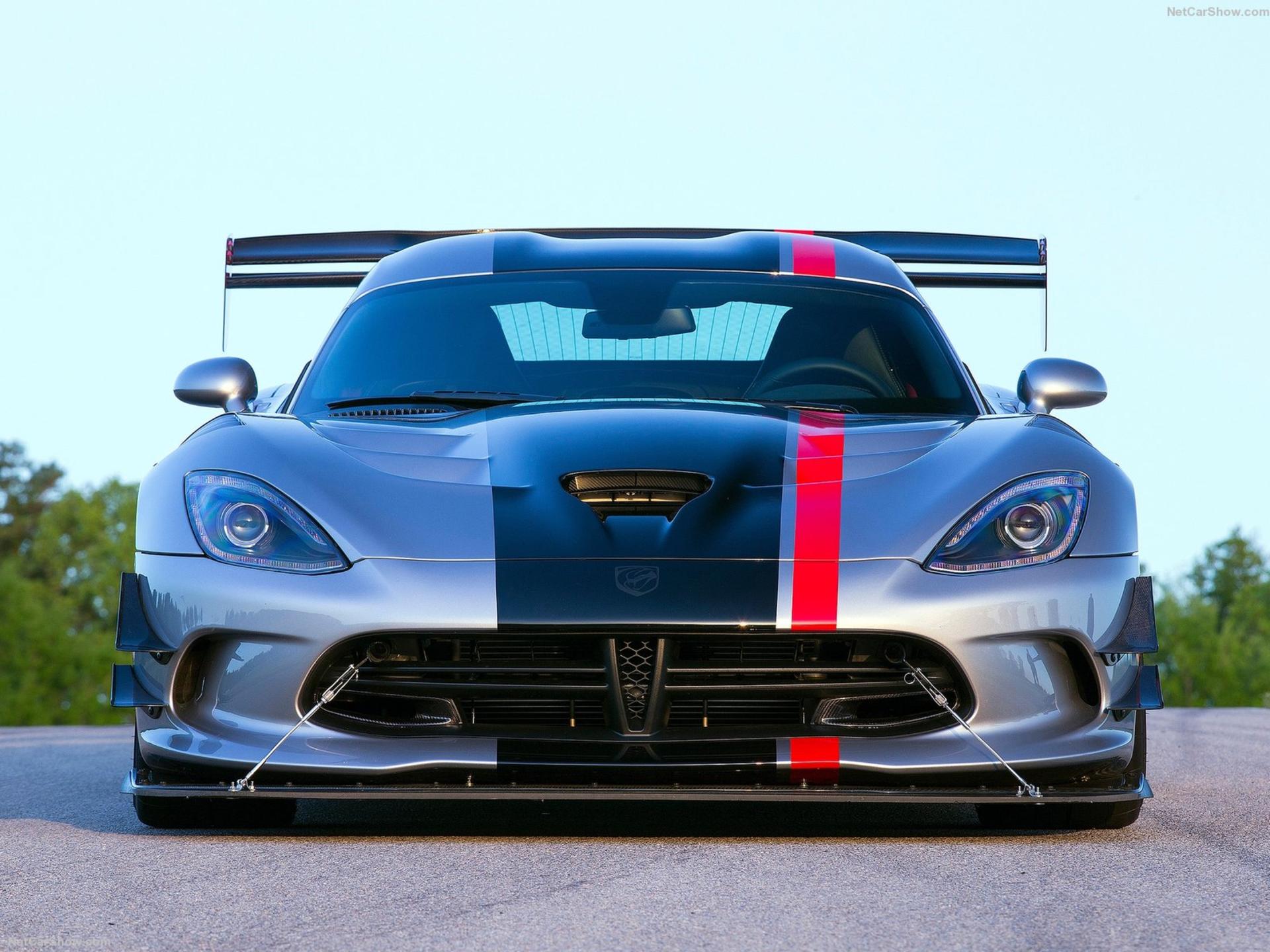 دوج وایپر  Dodge-SRT_Viper-2013