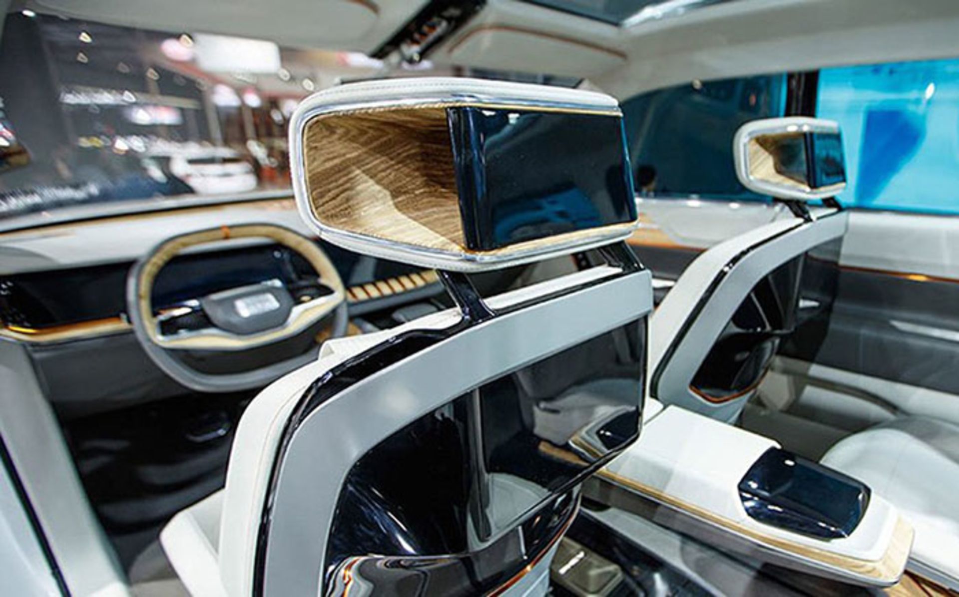 جیپ یونتو هیبرید مفهومی