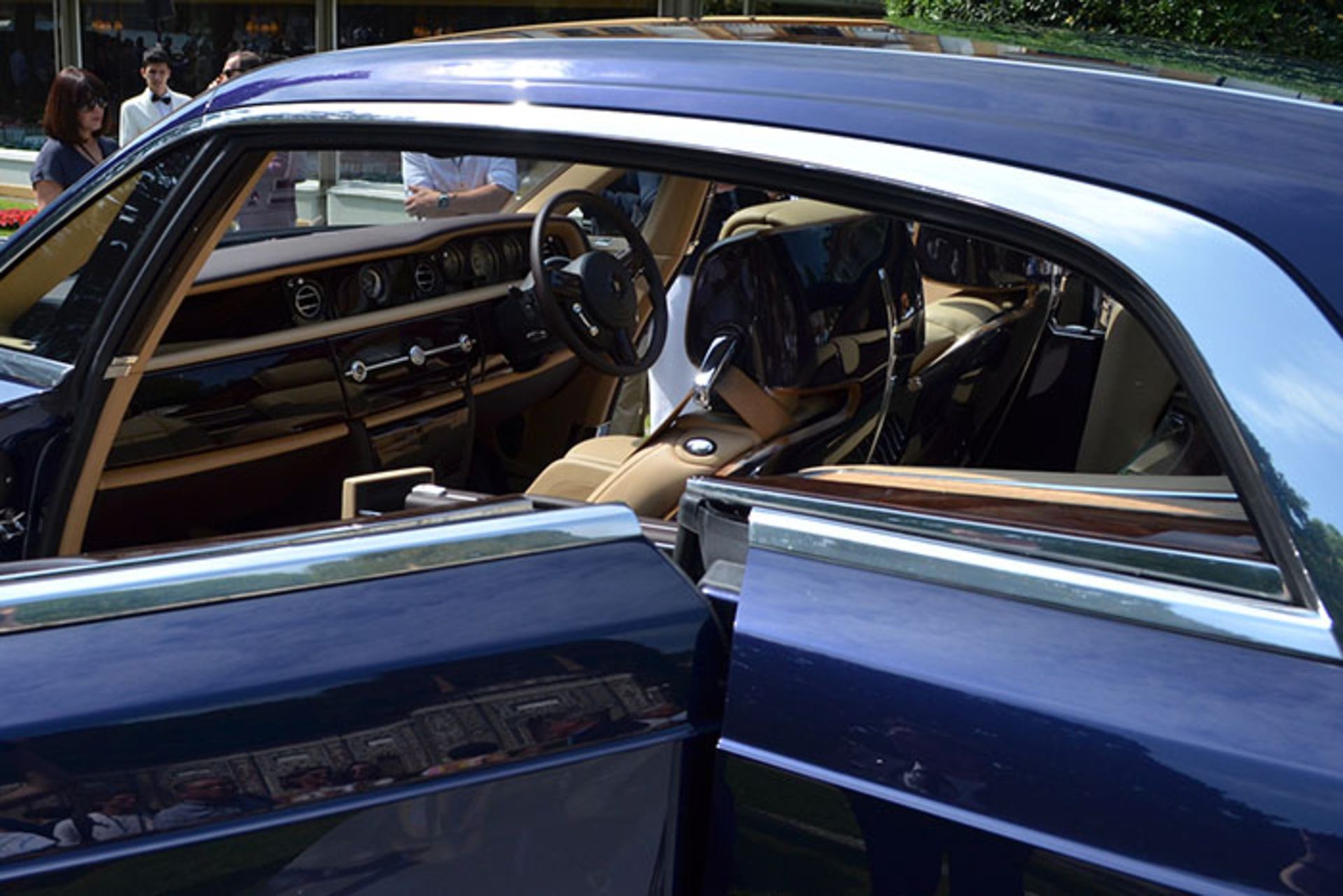 رولزرویس سوئیپ تیل 2017 Rolls-Royce Sweptail  