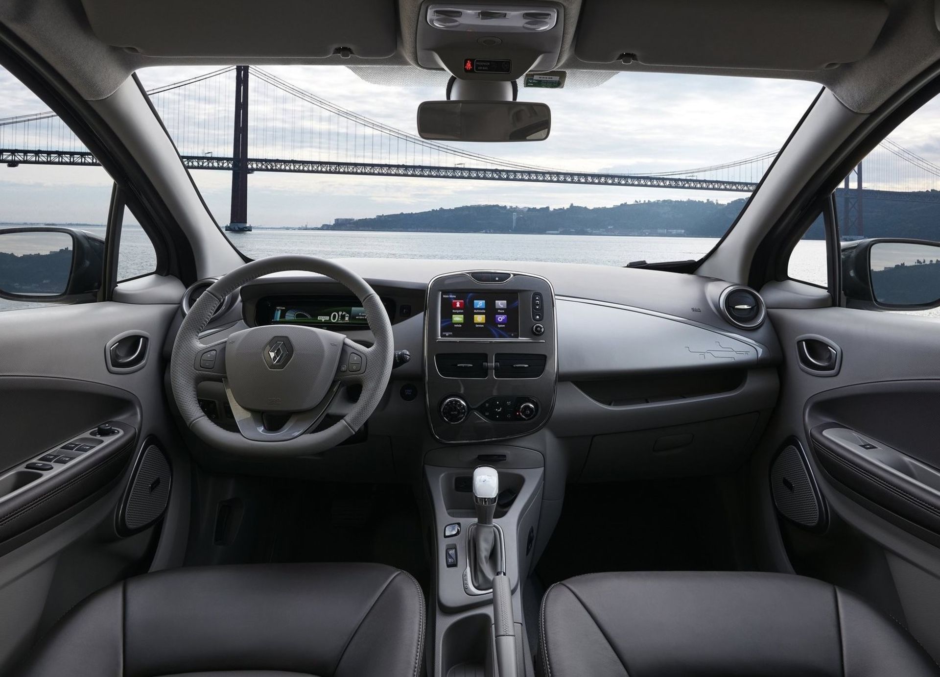 رنو زوئی Renault Zoe 2017