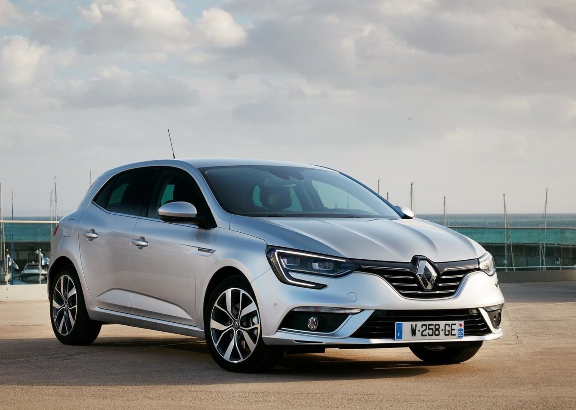 رنو مگان Renault Megane 2017