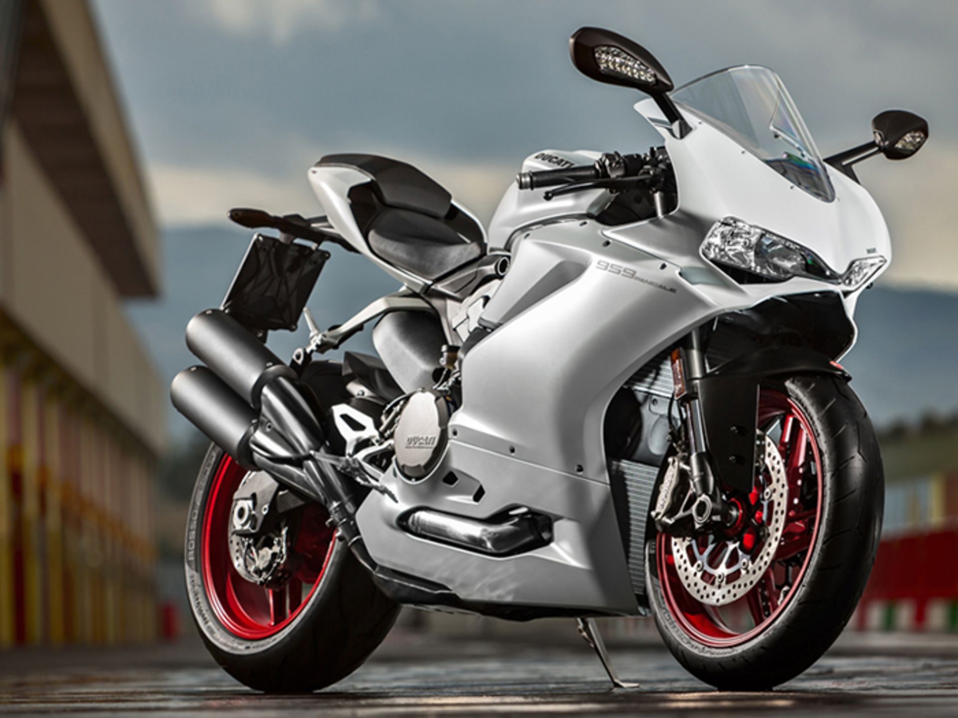 ducati 959 2017