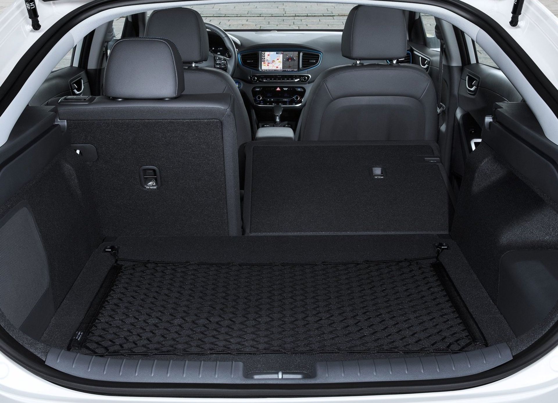 هیوندای آیونیک Hyundai ioniq 2017