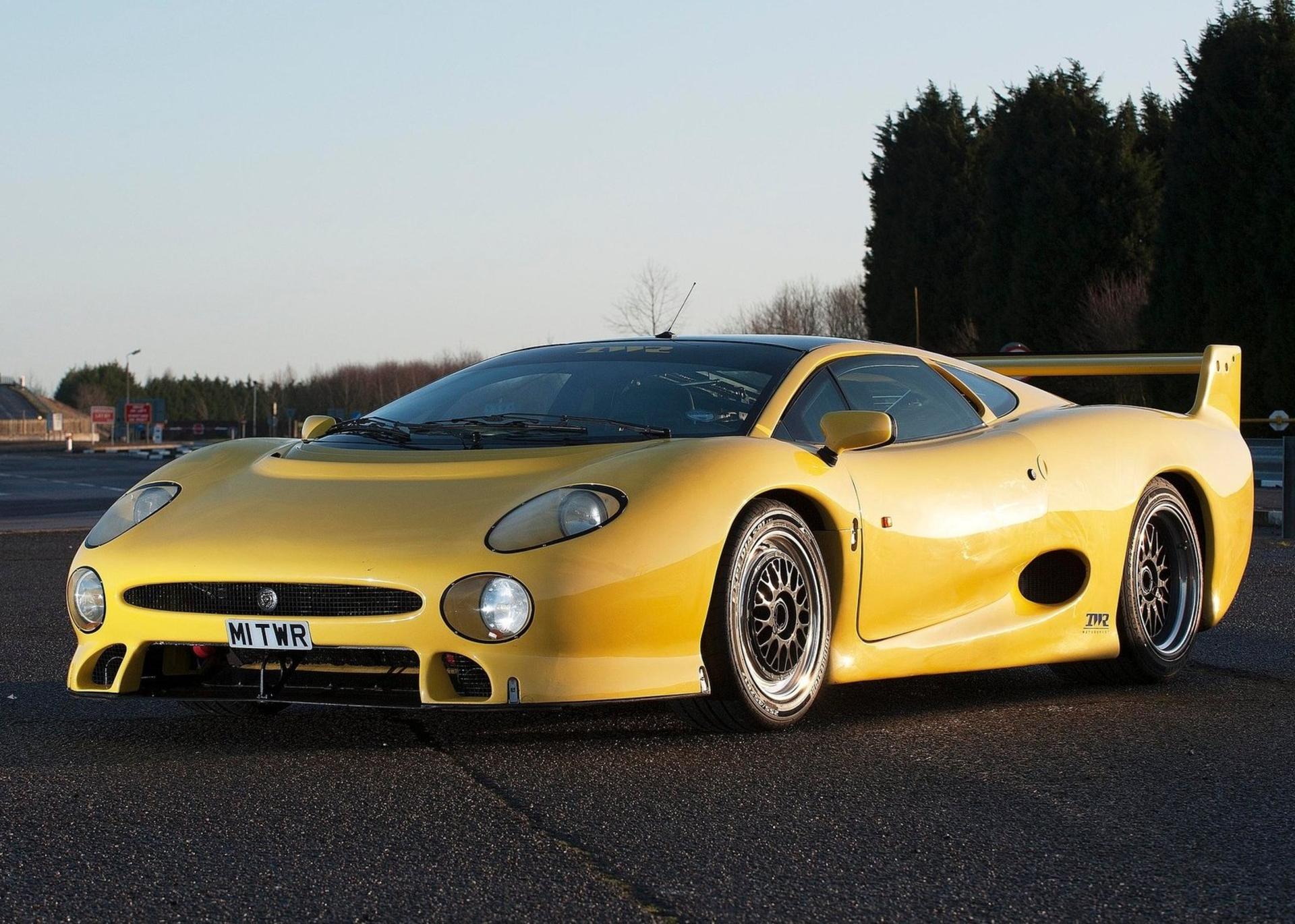 سوپراسپرت جگوار 1992 Jaguar-XJ220