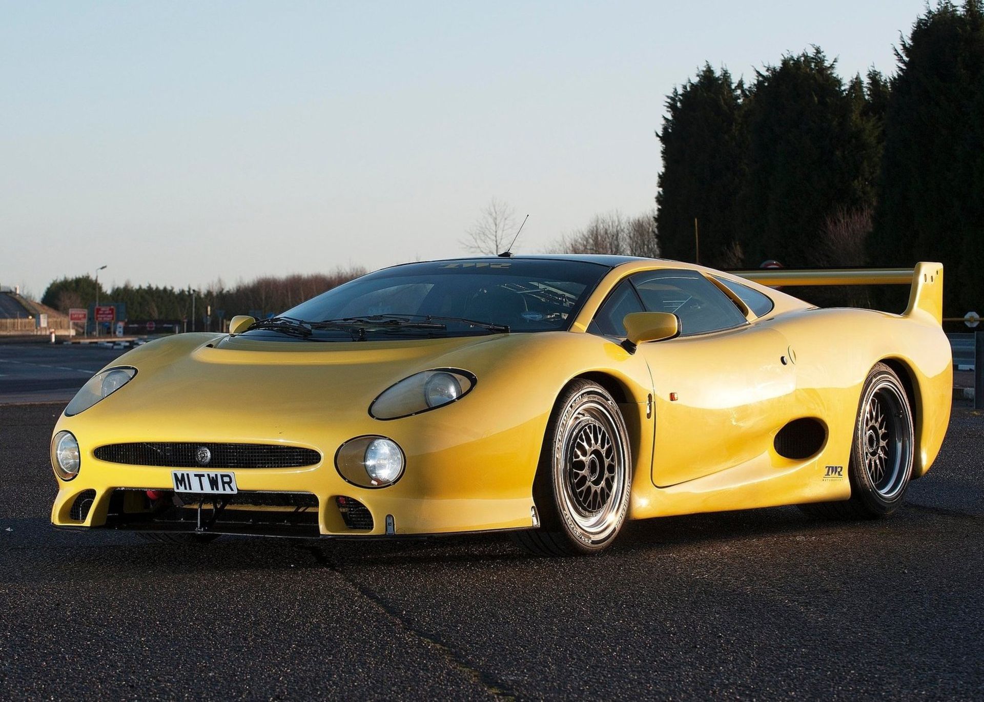 سوپراسپرت جگوار 1992 Jaguar-XJ220