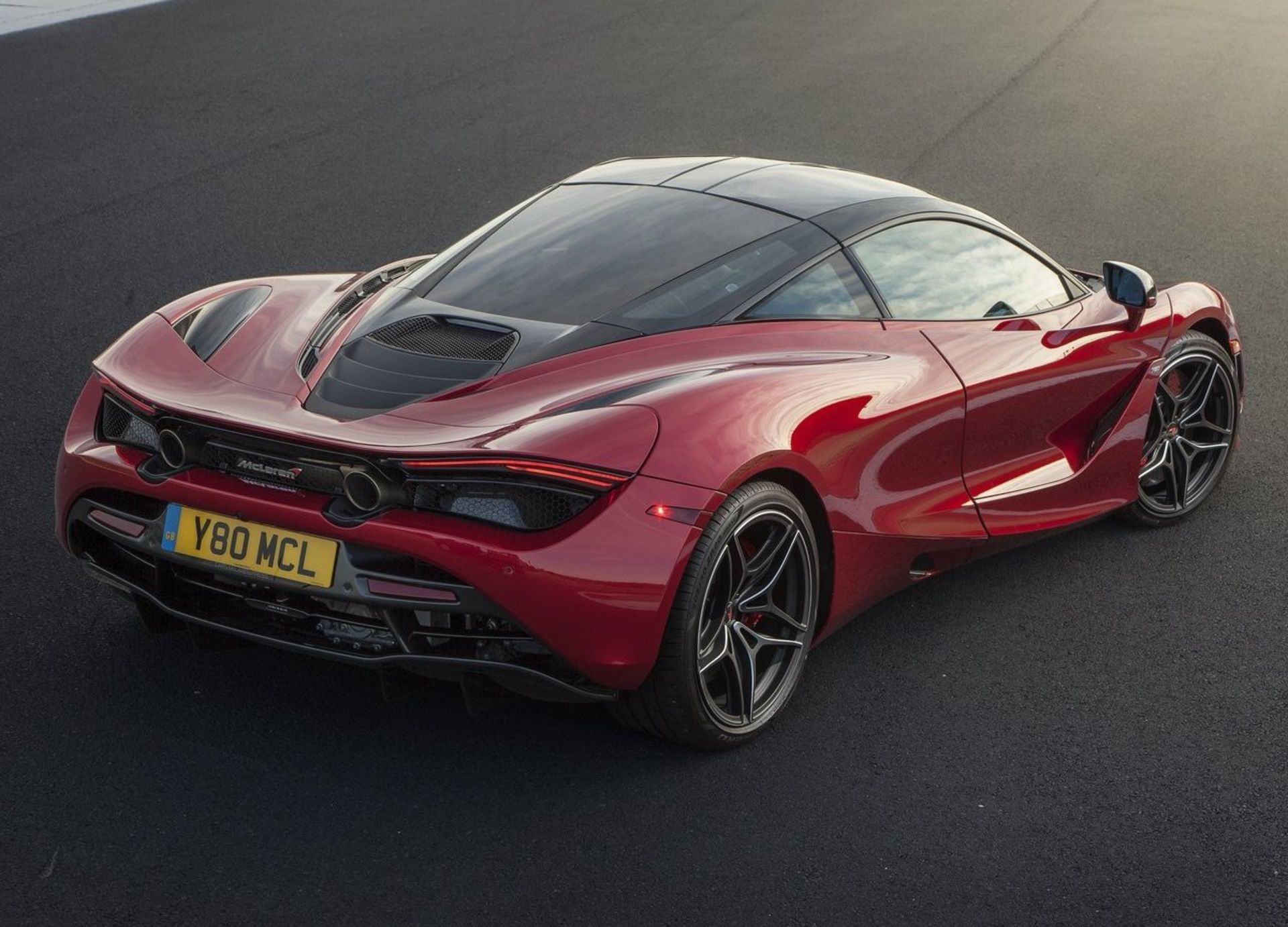مکلارن Mclaren 720 S 2017