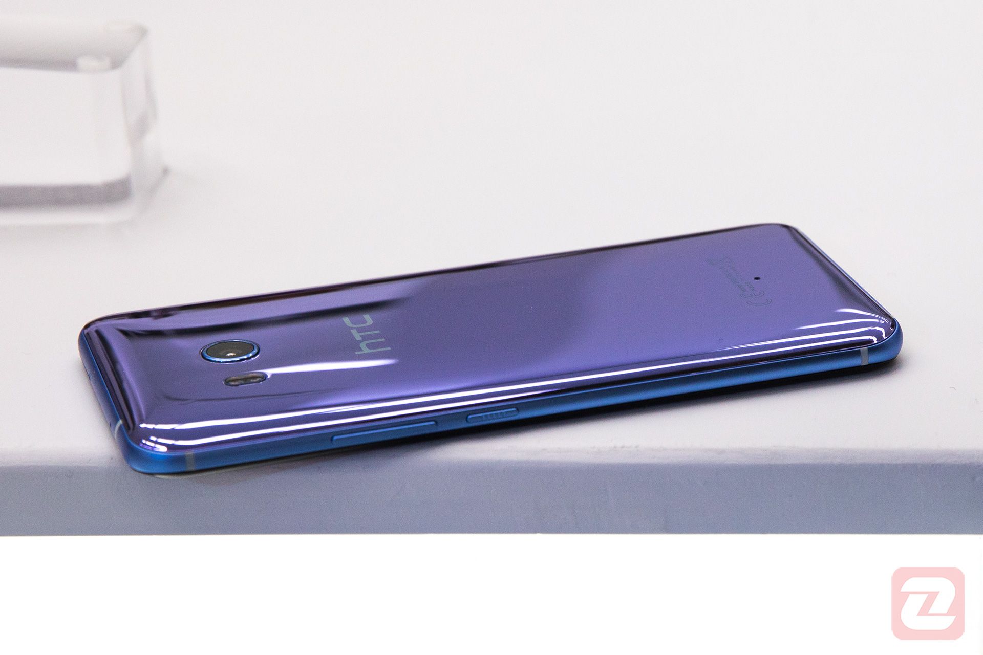 HTC U11 اچ تی سی یو 11