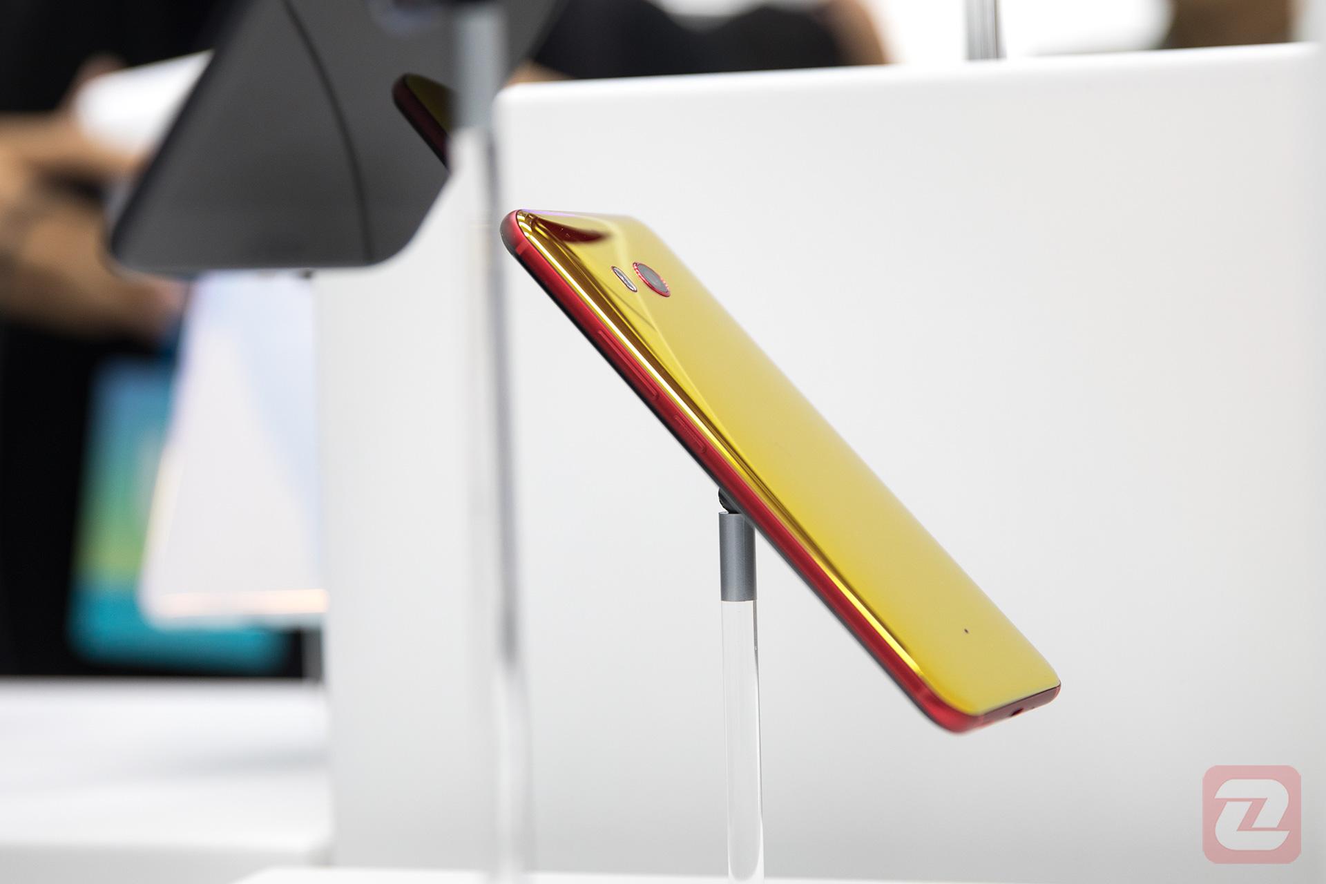 HTC U11 اچ تی سی یو 11