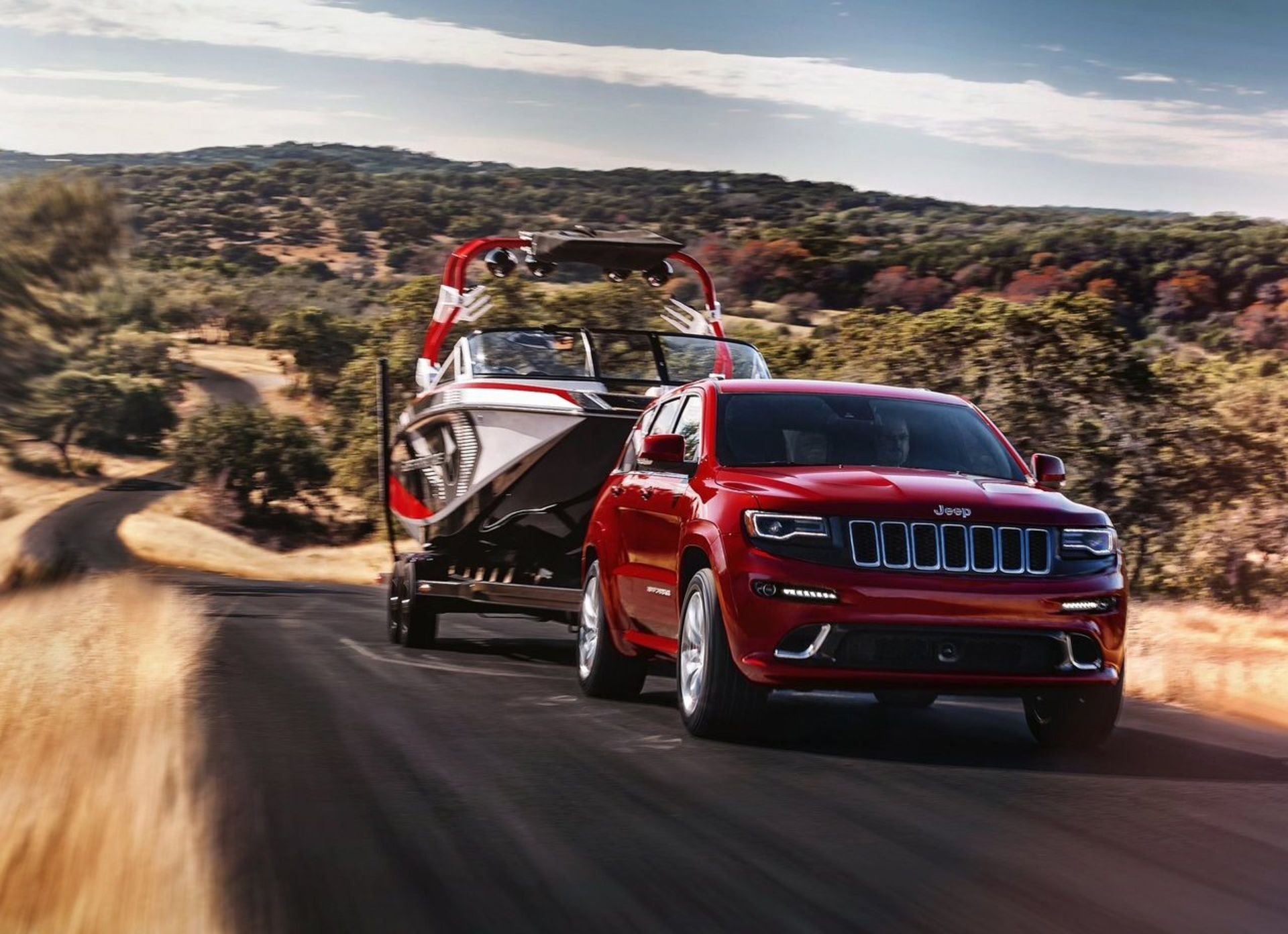 جیپ گرند چروکیJeep grand chrokee SRT